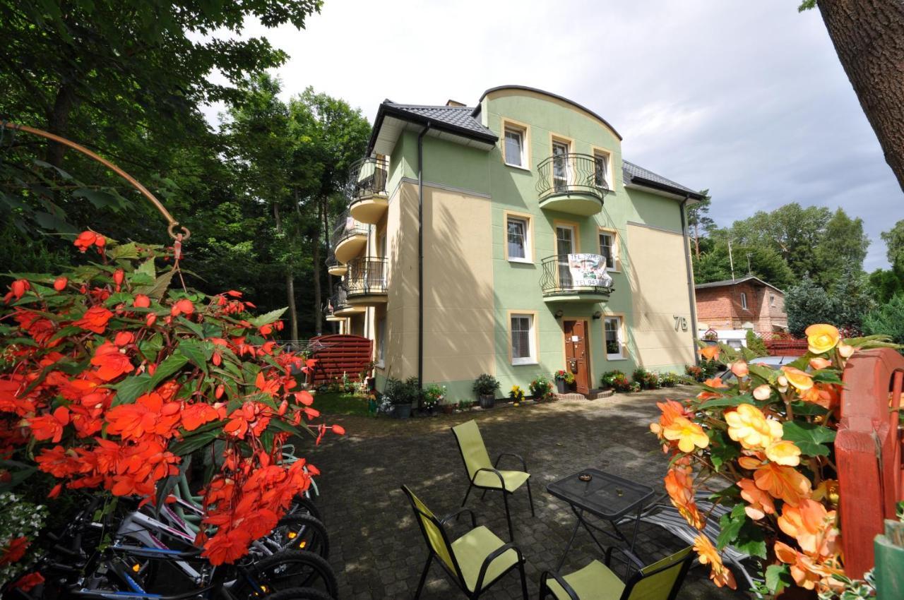 Ambasador Villa Mielno  Buitenkant foto